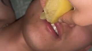 看得出来 大哥是真困啊