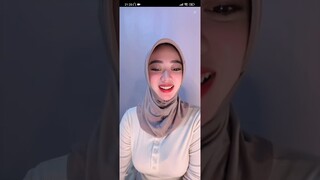 Bigo Live Della Aprilia Lagi Hamil Muda