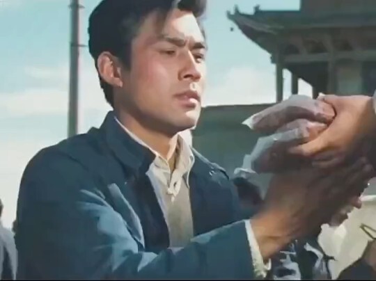 “Penggembala Kuda”: Berapa Banyak Orang yang Terharu oleh Cinta Semacam Ini?