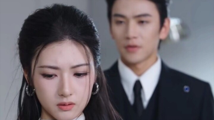 EP : 4 PESONA ISTRI KONTRAK