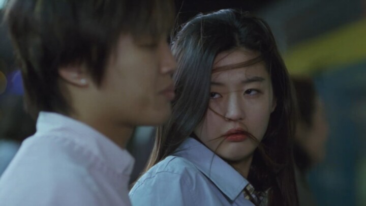 The subway encounter scene in “My Sassy Girl” was actually filmed on location!