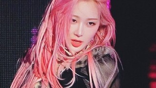 Uchinaga Eri Toxic Fan Shot
