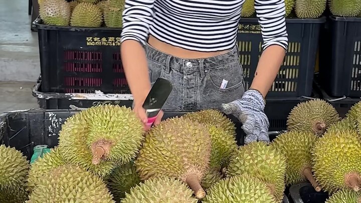 It’s really hard to open a durian