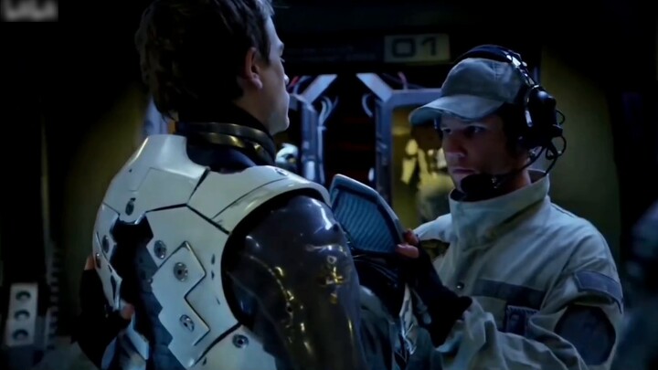 Pacific Rim clip, but with MC sound effects