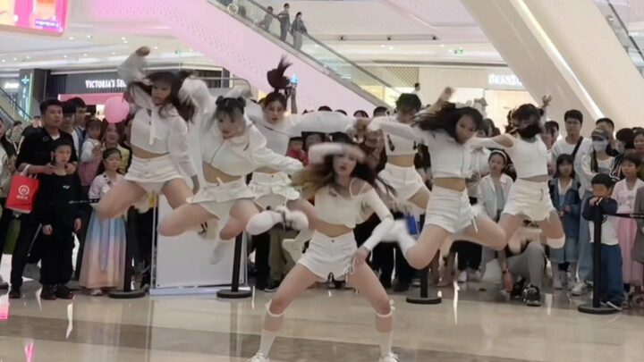 Saya masih ingin mengucapkan Oumen yyds! ! nmixx tarian flip Eropa dan Eropa