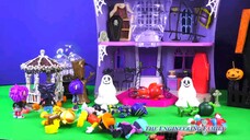 Assistant Pretend Play with PJ Masks Wolfy Kids Take Candy from Vampirina's Party