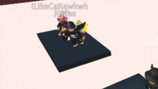 twin moments block party 🤨| Roblox