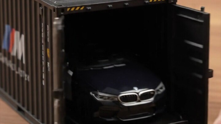[BMW M5] PREMIUM UNBOXING
