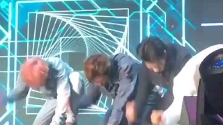 你四个在干啥 不懂你们的精神世界nct