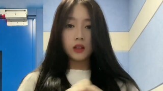 Tôi rất thích cử chỉ tay này! Tôi thậm chí còn yêu cầu các bạn gái trong lớp học cùng nhau. Sau khi 