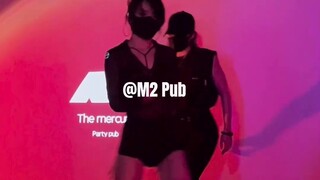 ซูโจว ลาบาร์ M2 พี่สาวและน้องสาวกำลังสนุกสนานกัน