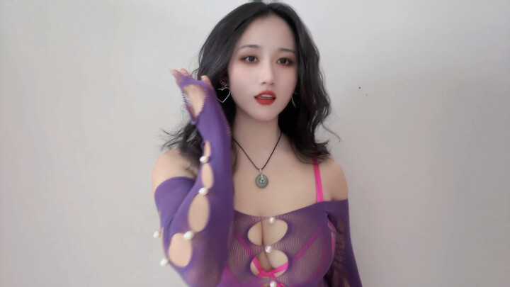 Tangyuan with lots of filling are perfectly round.