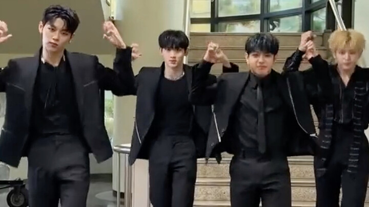 【EVNNE】Thử thách lần đầu với ca khúc debut "Trouble"! Có người đẹp trai nổi bật quá!