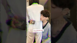 Thử Thách Mới Dành Cho Các Cặp Đôi || 魚百萬 x 胡萝卜汁儿