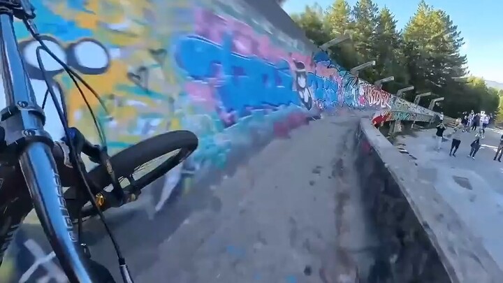 Teknik kiriman cukup bagus