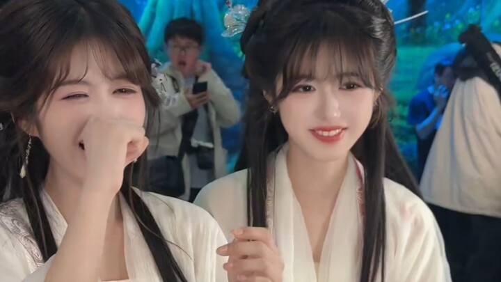 Which of these two twin sisters do you want to take home? #吴爽茹吴嘉茹#清纯甜美#吴嘉茹