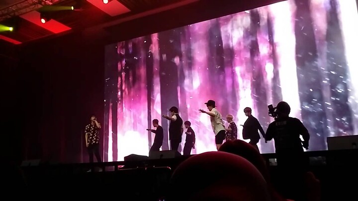 [HD] 150911 1st SH Power Music with BTS in Jakarta Part 14 - I NEED U