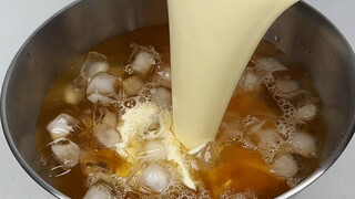 Oh my gosh, this jasmine-flavored iced soy milk is so delicious I want to set up a stall right here!