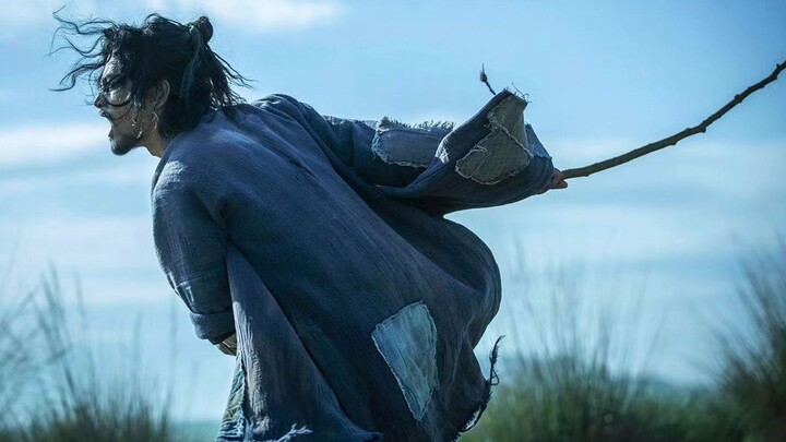 4,475 “โปรดิวเซอร์” หนังกำลังภายในสุดหัวหมุนเรื่องนี้ แม้แต่ฟง เสี่ยวจางที่รับหน้าที่ควบคุมการผลิตก็