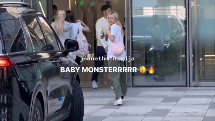 【BABYMONSTER】Ruka Pharita Asa Rami Rora Chiquita 231012 Đi làm Reuters