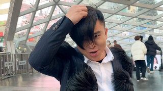 A young man in Changsha did this to promote wigs!