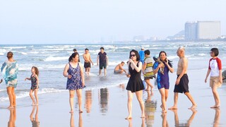 Da Nang Promenade & Beach Scenes - Best BEACH In Vietnam 2023 - 4K Walking Tour