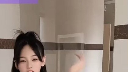 Học sinh tiểu học/trung học cơ sở#Vở kịch vịt uyên ương phiên bản cổ trang DJ