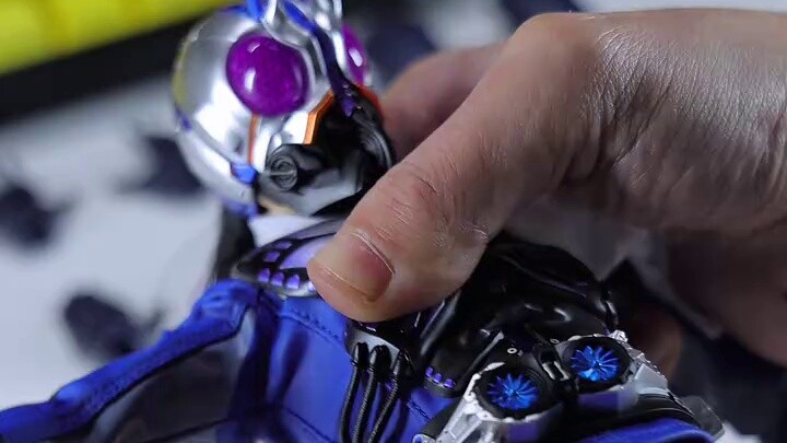 การสนทนาสั้นๆ เกี่ยวกับ Threezero Kamen Rider No. 0 ที่กำลังรอคอยภาคต่อ