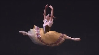 【芭蕾】这滞空感！这乐感！菅井円加《关不住的女儿》