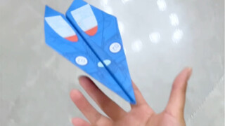 能飞很远的苏珊纸飞机，居然还能飞回来，折法很简单，一学就会