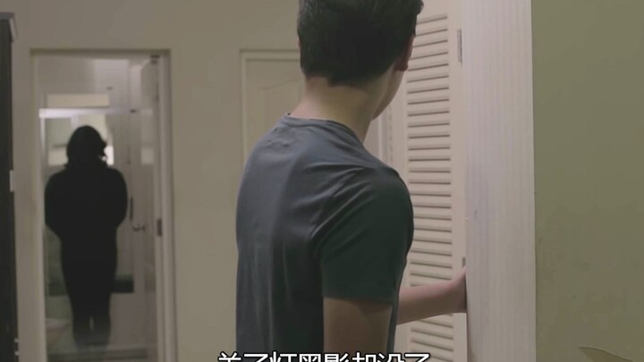 Film Pendek Mengejutkan: “Meniru Saat Lampu Dimatikan”