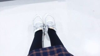 بولي سايدونغ: في الواقع، ساقي نحيفتان جدًا، انظر بنفسك