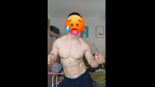 【Funny】Clumsy Muscle Guy Learns to Dance🕺