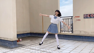 [Nhảy]Nhảy <Chika Dance> trên sân thượng