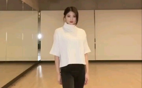 【EVERGLOW Tik Tok】Wang Yiren Cover "Sailing"