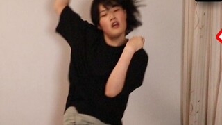 Precious video of ancient Wang Xinling boy taming his limbs! Challenge "Love You"!