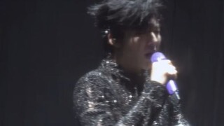 Liu Yuning ~ Concert Tour 20250719 @ Shenzhen [ clip # 6 ] Song 纸片人 Paper Person