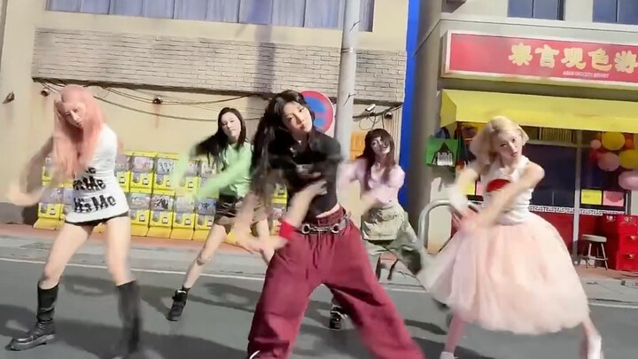 HYBE’s girl group LE SSERAFIM returns with a dazzling comeback choreography! Each move is more exhau