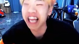 Kalau kamu sudah selesai berpura-pura, giliranku.