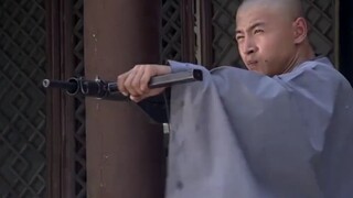 "Famous scenes from a drama that lacks IQ". The agents broke into the temple, and the monks directly
