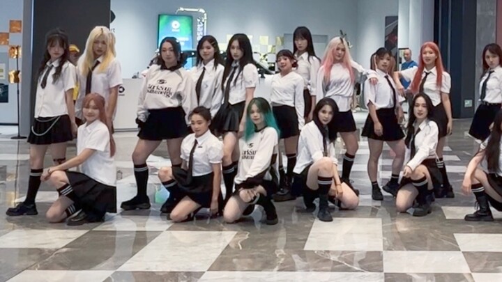 "If we are together, we will be fearless" tripleS-girls never die road show super uniform dance, an 