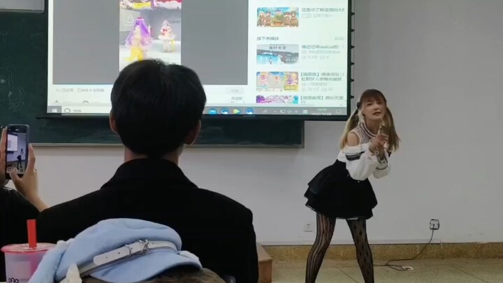 大学居然有小偶像！！《make it》