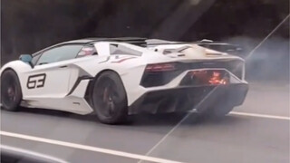 A rented Lamborghini was instantly reduced to ashes