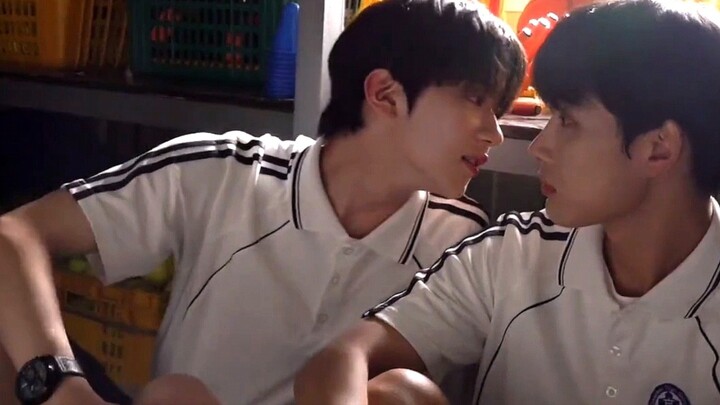 Ahhh, ciuman di episode ketiga, drama gay Korea [Seeking Comfort Boy/Love Arrow Piercing the Heart] 