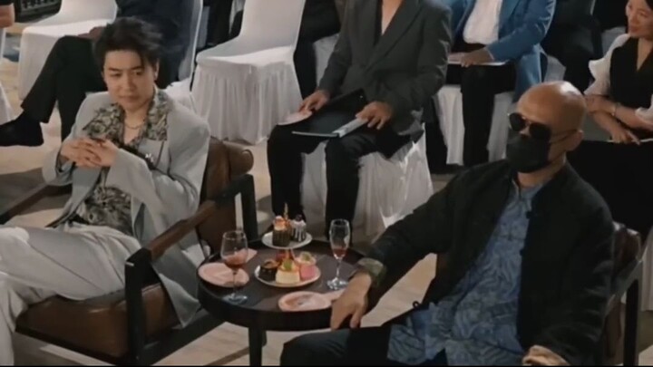 pemuda pengantar makanan Dikhianati istri, tak sengaja membangkitkan