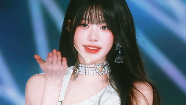 A rundown of ineffective vs. effective comeback outfits for 5th and 6th-generation female idols!