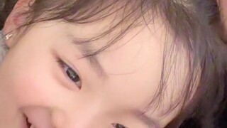 女儿真是爸爸暖心的小棉袄呐