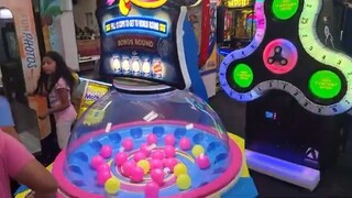 y2mate.com - Arcade Tour Chuck e Cheeses La Mirada CA_360p