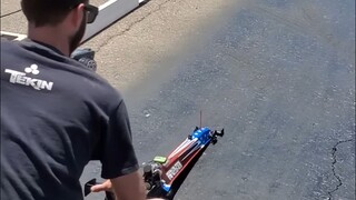قبل أن أتمكن من الرد، خرجت