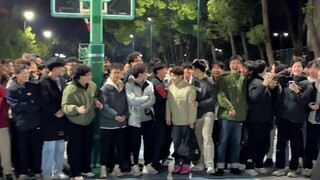 风雪压我两三年 加起来就是五年